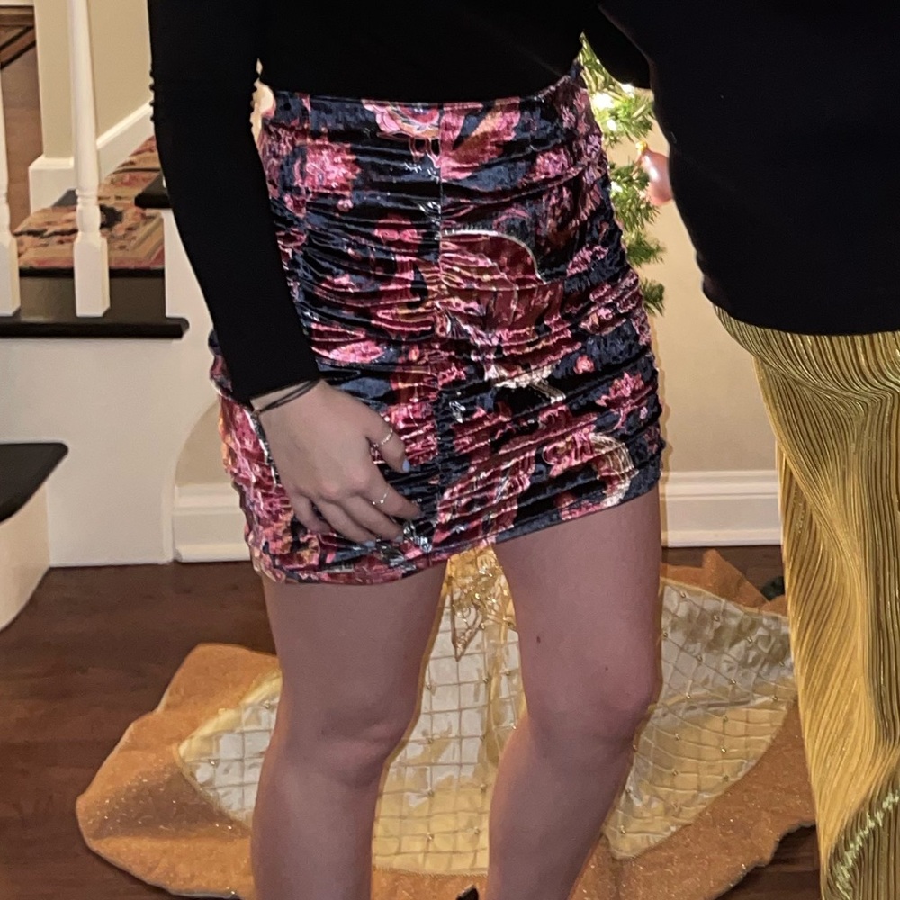 Free People Velvet Like Mini Skirt - Picture 8 of 9
